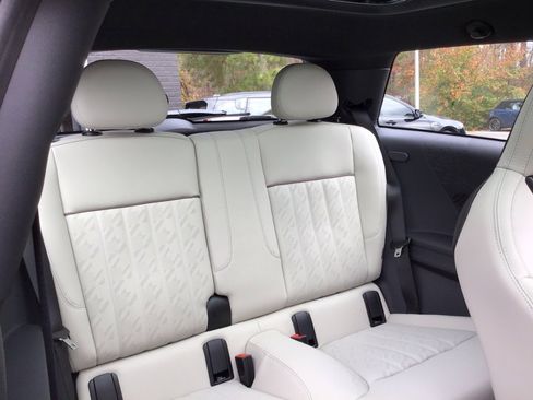 New 2026 MINI Cooper 2-Door Hardtop image 29