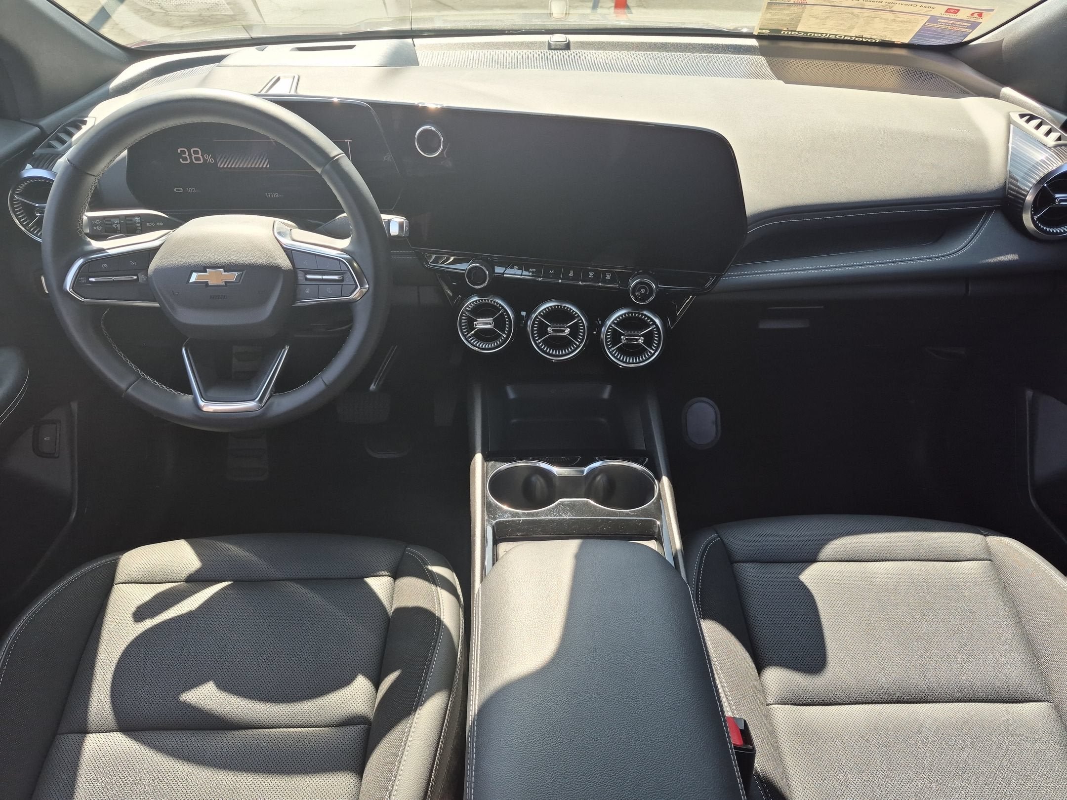 Used 2024 Chevrolet Blazer EV LT AWD/4WD image 12
