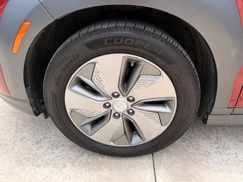 Used 2021 Hyundai Kona Ultimate FWD image 14