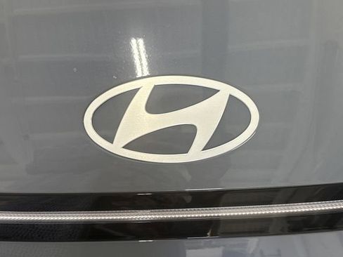 New 2025 Hyundai Sonata Limited image 37