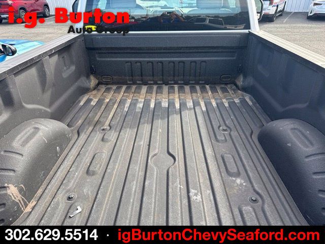 Used 2018 Ford F250 XL w/ Power Equipment Group AWD/4WD image 6