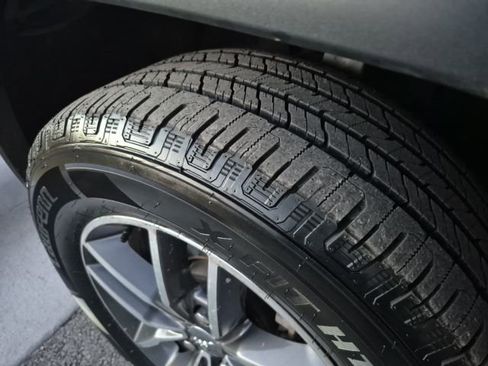 Used 2018 Jeep Grand Cherokee Limited w/ Luxury Group II image 32