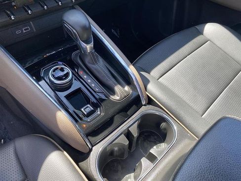 Used 2023 GMC Canyon Denali AWD/4WD image 47