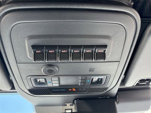 New 2025 Ford Bronco Big Bend w/ Black Diamond Package image 32