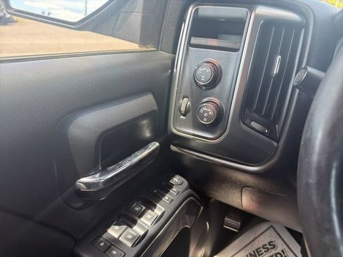 Used 2017 Chevrolet Silverado 1500 LT w/ All Star Edition AWD/4WD image 32