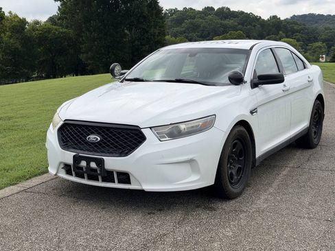 Used 2014 Ford Taurus Police Interceptor AWD image 13