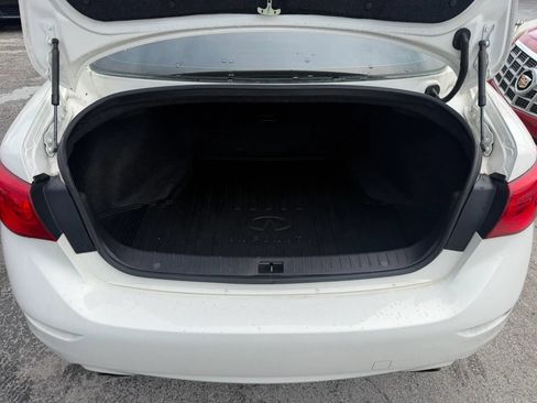 Used 2015 INFINITI Q50 w/ Moonroof Package RWD image 15