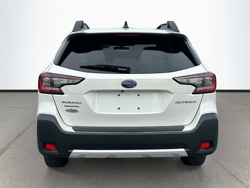 Used 2023 Subaru Outback Limited image 6