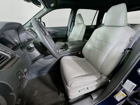 Certified 2024 Honda Passport EX-L image 30