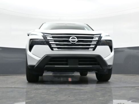 New 2025 Nissan Rogue SV image 18
