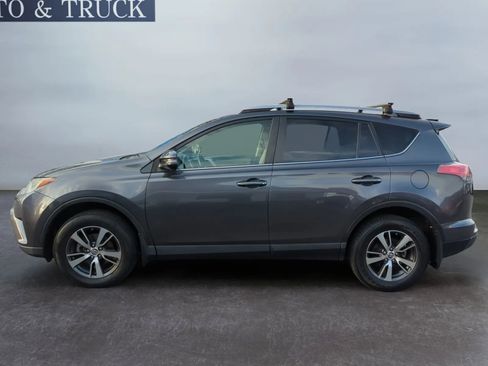 Used 2017 Toyota RAV4 XLE image 2