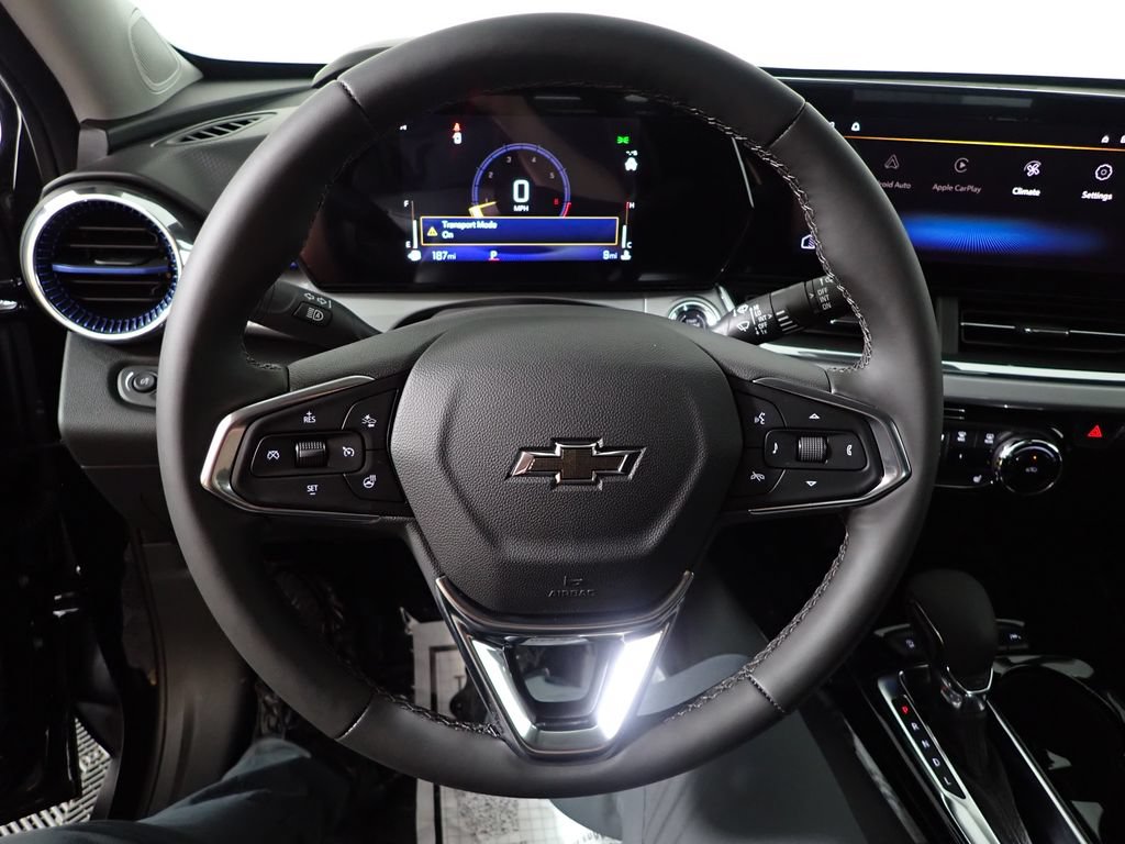 New 2026 Chevrolet Trax LT w/ Driver Confidence Package FWD image 24