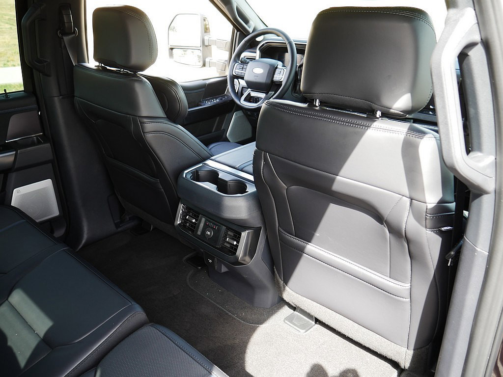 New 2026 Ford F250 Platinum AWD/4WD image 32
