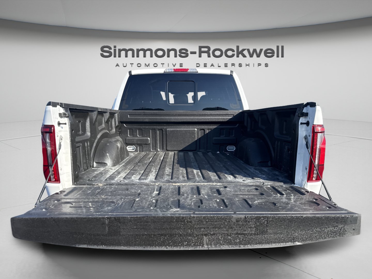 Used 2025 Ford F150 Lariat AWD/4WD image 8