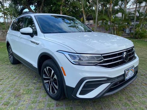 Used 2022 Volkswagen Tiguan S FWD image 19