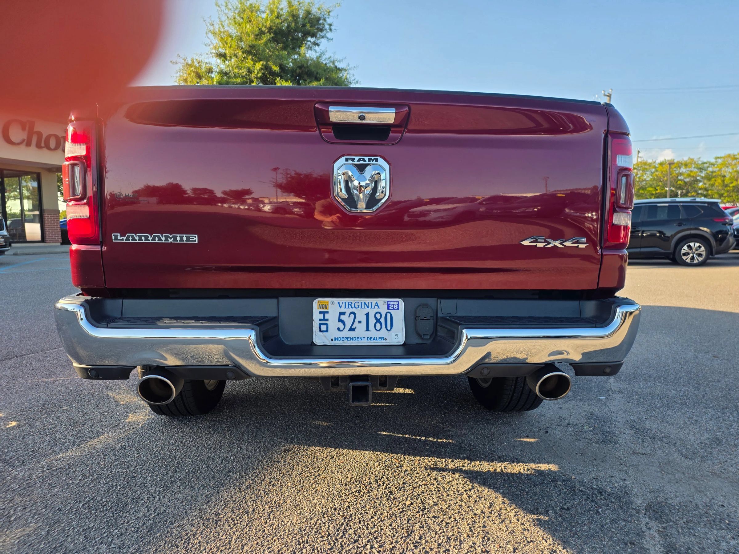 Used 2019 RAM 1500 Laramie AWD/4WD image 5