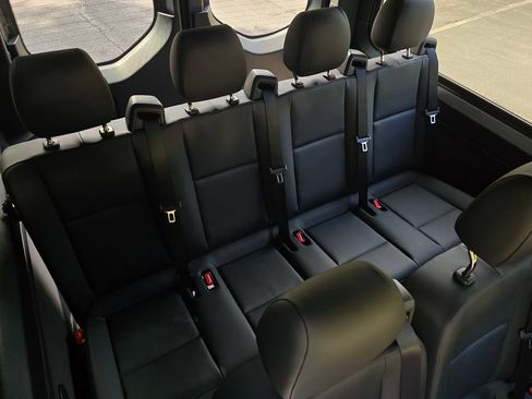 Used 2023 Mercedes-Benz Sprinter 2500 image 16