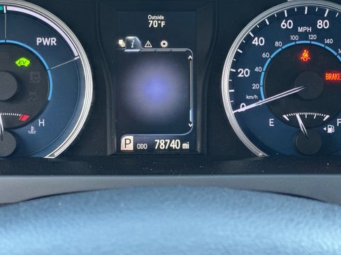 Used 2017 Toyota Camry LE FWD image 19