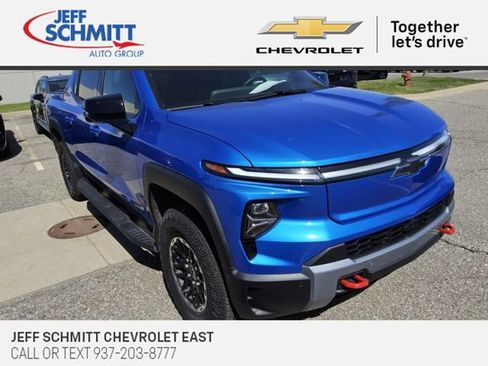 Used 2026 Chevrolet Silverado EV Trail Boss AWD/4WD image 1