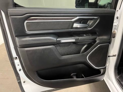 Used 2025 RAM 1500 Laramie image 16
