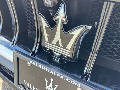 Used 2023 Maserati Grecale Modena AWD/4WD image 18