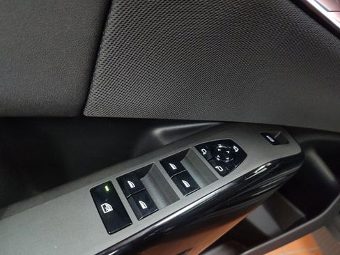 Used 2026 BMW X3 xDrive30 w/ Premium Package image 12