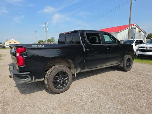 Certified 2022 Chevrolet Silverado 1500 LT Trail Boss w/ LT Trail Boss Premium Package AWD/4WD image 6