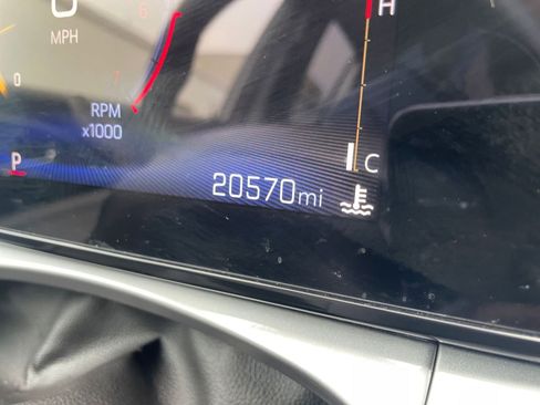 Used 2025 Chevrolet Trax LT image 38