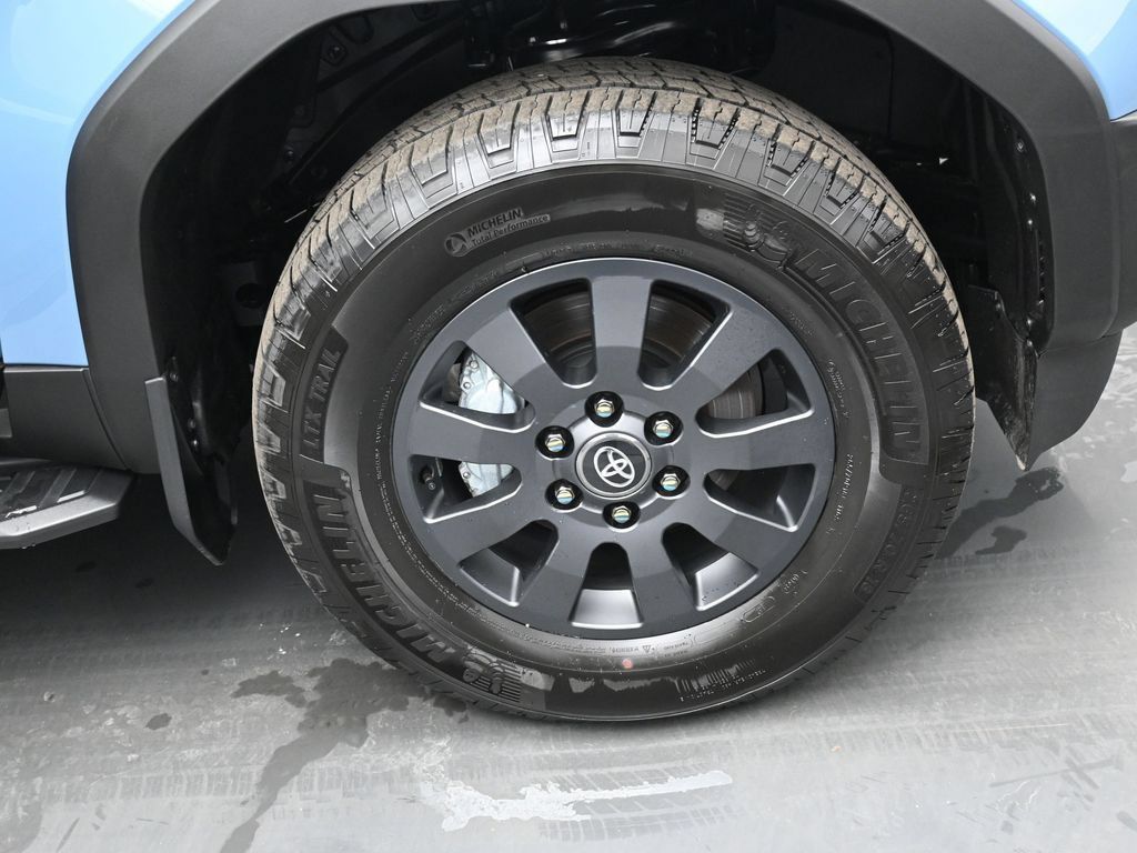 Certified 2025 Toyota Land Cruiser w/ Premium Package AWD/4WD image 42