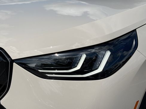 New 2026 BMW X3 xDrive30 w/ Premium Package image 9