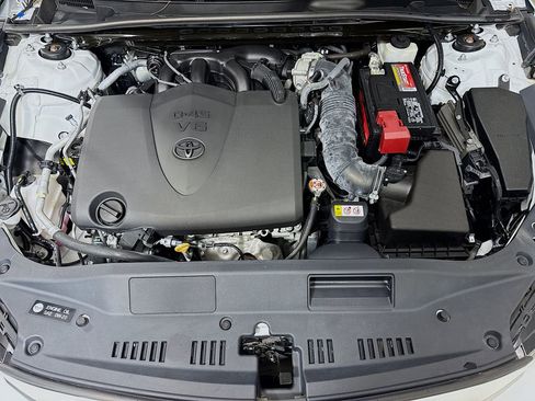 Used 2019 Toyota Avalon XLE w/ Moonroof Package image 30