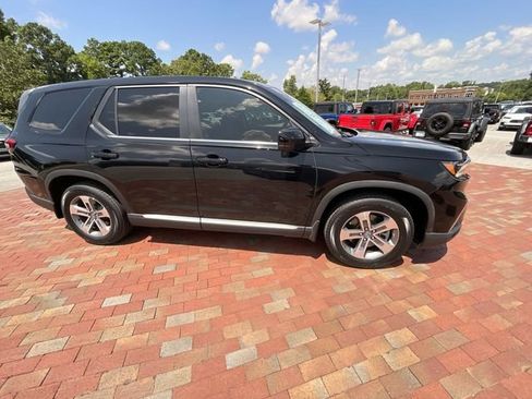 Certified 2024 Honda Pilot EX-L image 36