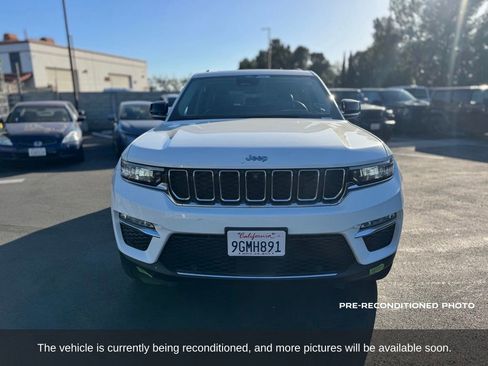 Used 2023 Jeep Grand Cherokee 4WD 4xe w/ Luxury Tech Group II image 9