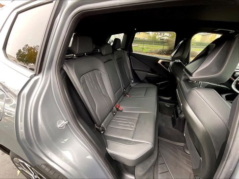 Used 2025 BMW X3 xDrive30i w/ Premium Package image 28