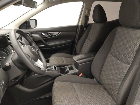 Used 2020 Nissan Rogue Sport SV FWD image 17