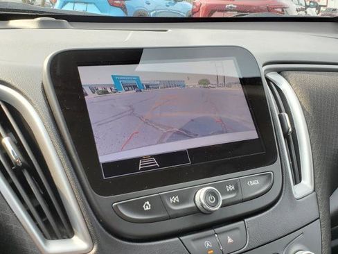 Used 2024 Chevrolet Malibu LT image 18