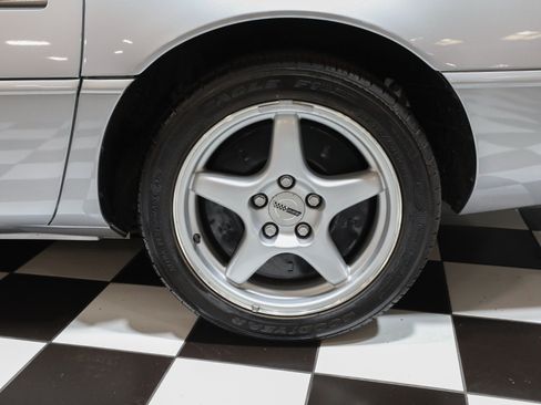 Used 1996 Chevrolet Corvette Coupe RWD image 34