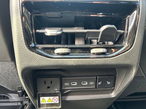 New 2026 Jeep Grand Cherokee Limited image 28