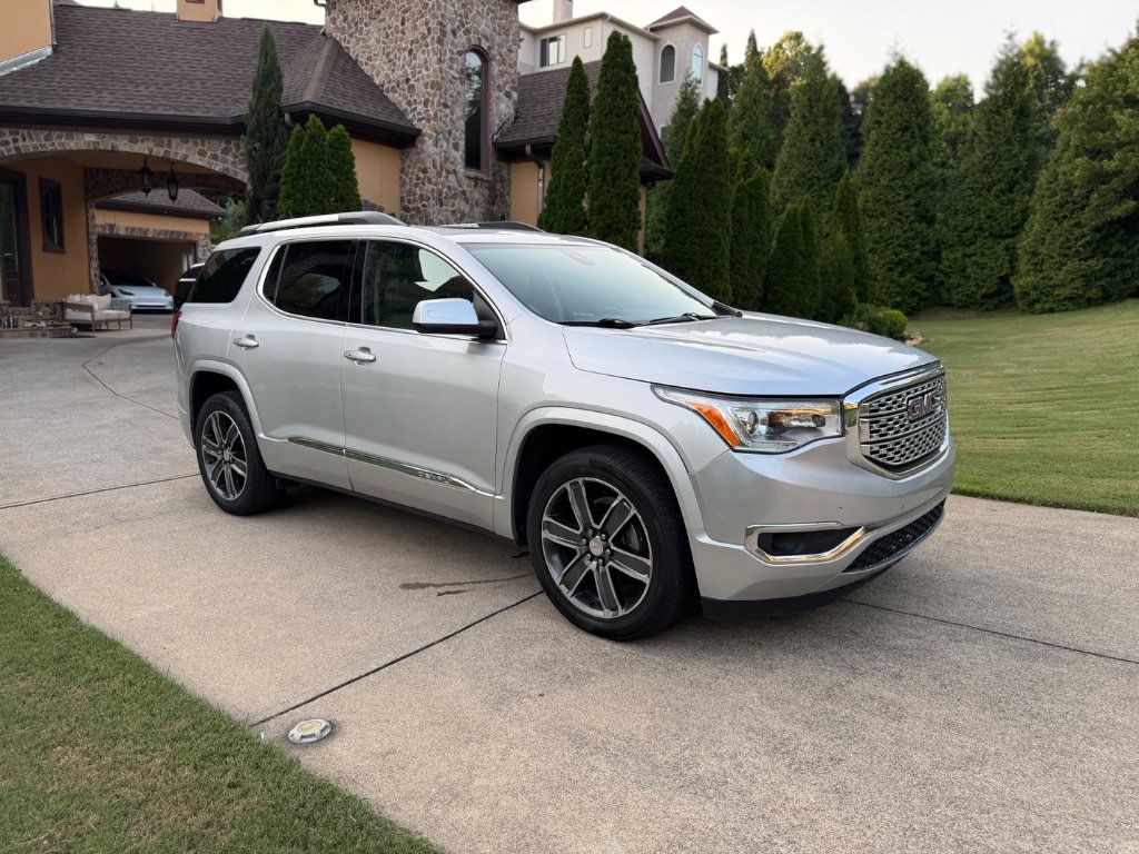 Used 2017 GMC Acadia Denali FWD image 4