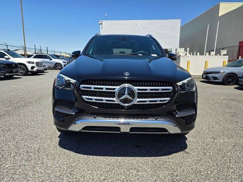 Used 2025 Mercedes-Benz GLE 450e 4MATIC image 8