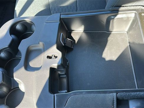 Used 2025 RAM 2500 Big Horn image 28