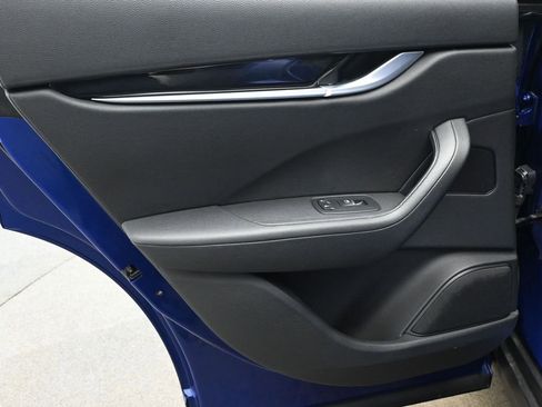 Used 2022 Maserati Levante Modena image 14