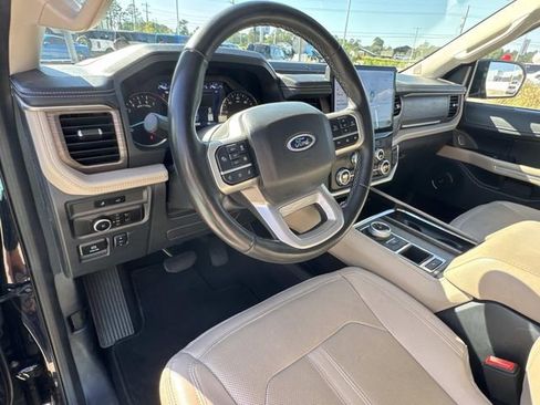 Used 2024 Ford Expedition Max Limited image 16