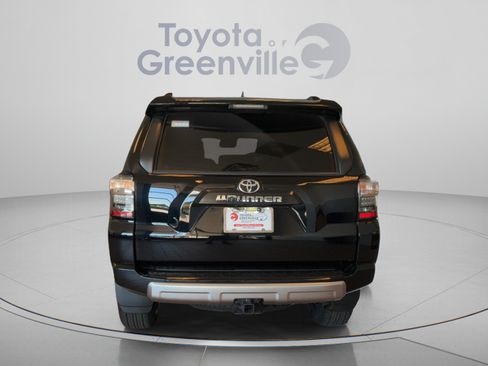 Used 2023 Toyota 4Runner TRD Off-Road Premium w/ Moonroof Package AWD/4WD image 5