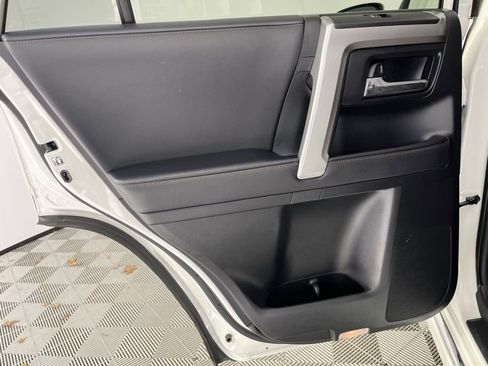 Used 2023 Toyota 4Runner Limited image 21