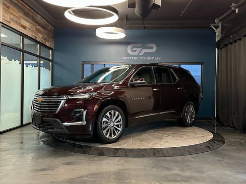 Used 2023 Chevrolet Traverse Premier image 7