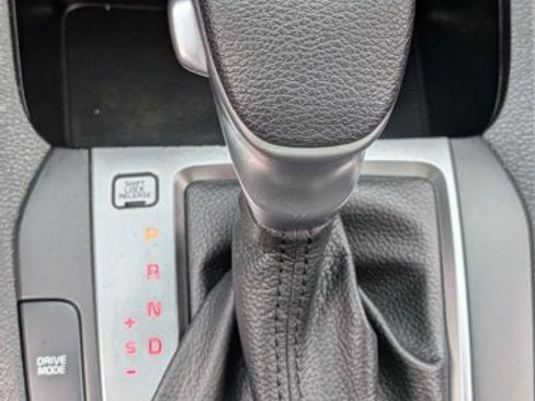 Used 2020 Kia Forte LXS image 14