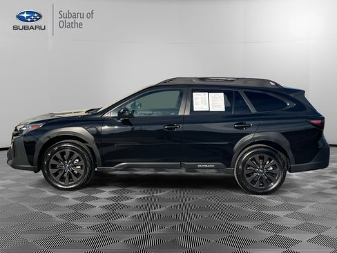 Certified 2025 Subaru Outback Onyx Edition XT image 8