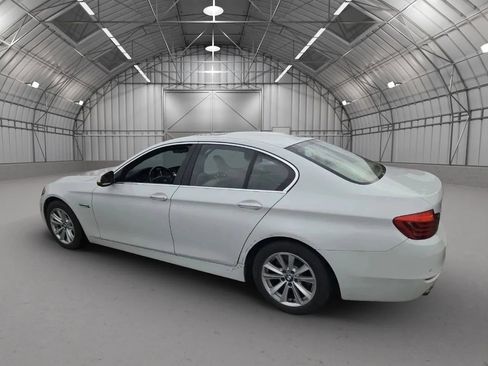 Used 2014 BMW 528i xDrive Sedan AWD/4WD image 2