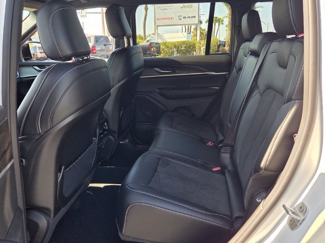 New 2026 Jeep Grand Cherokee Altitude RWD image 11